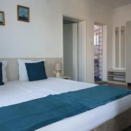 Kolev - Guest house Nesebar